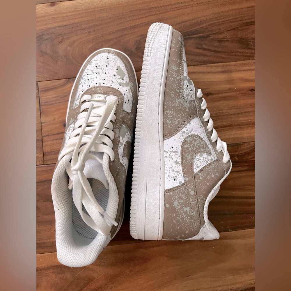 Nike Air Force 1